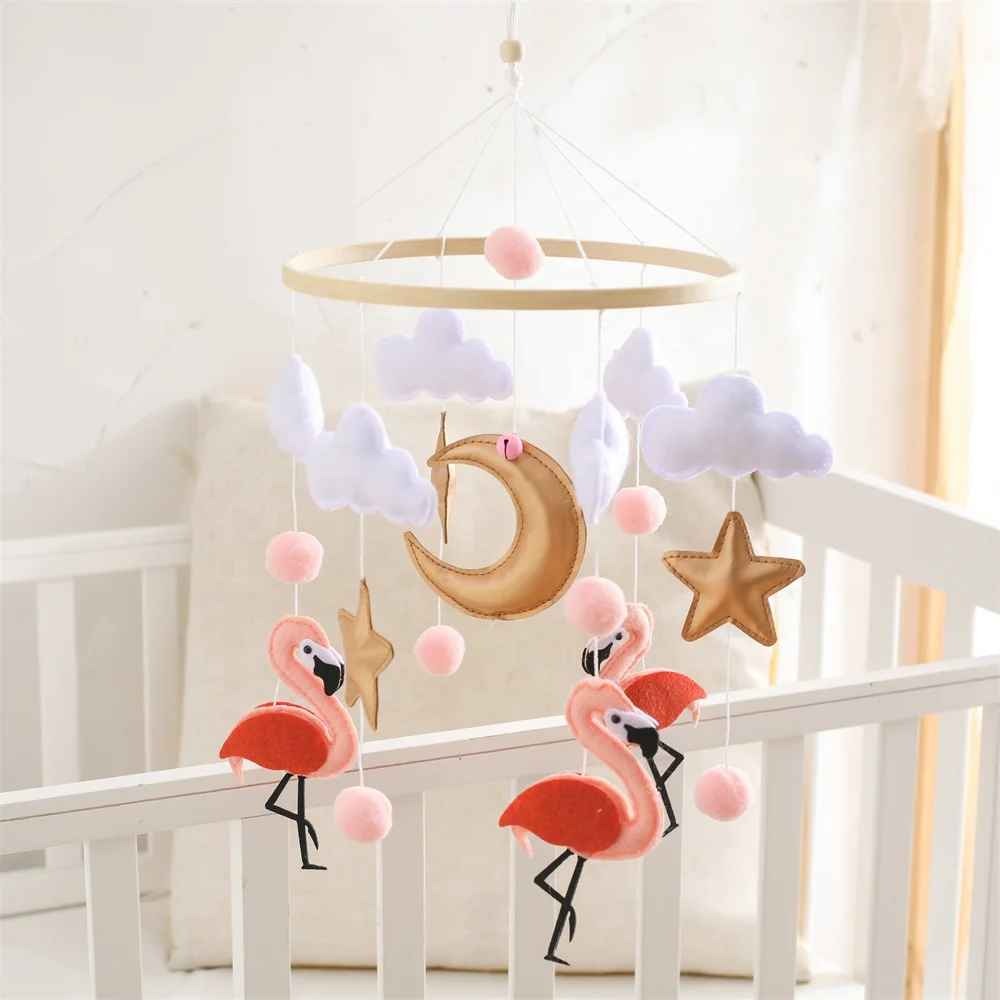 Mobile bébé rose doux apaisant Flamant Rose SweetDreams