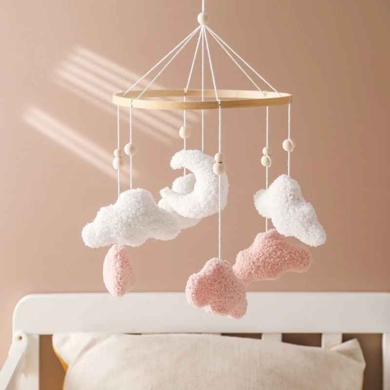 Mobile pour Bébé nuage rassurant WoodenCribBell Nuages