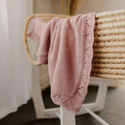 Couverture bebe douce dans couffin Maille d'Amour