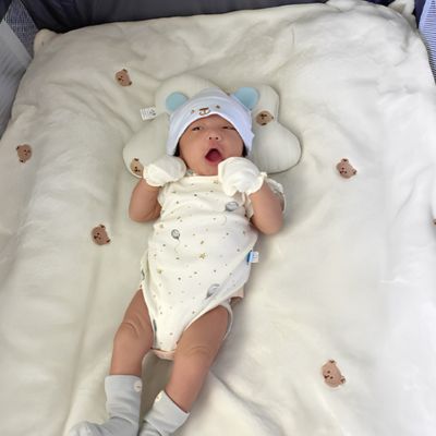 Couverture bébé douce sommeil serein nuit polaire