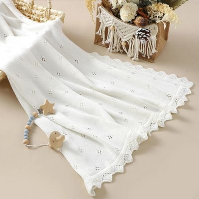 Couverture bébé douce tricot sur sol Dentelle de Nuage