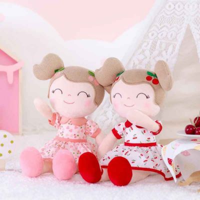 Doudou bébé fille chaleureuse La Poupée Cerise
