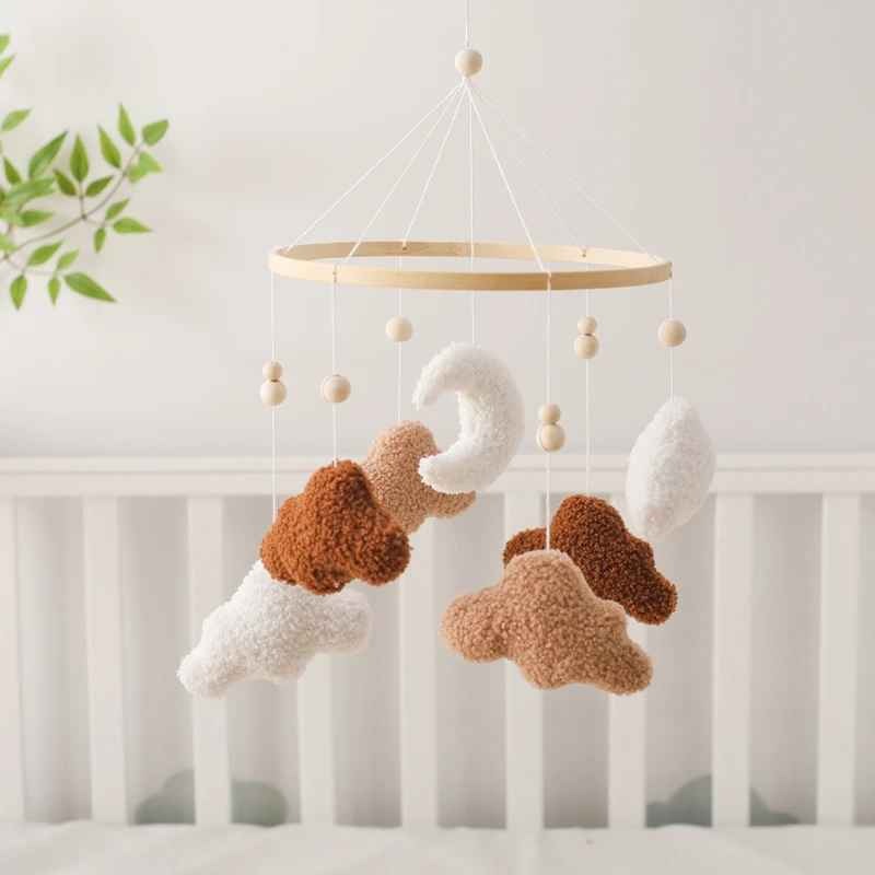 Mobile musique bebe doux décoratif Nuages Marron Berceuses Apaisantes